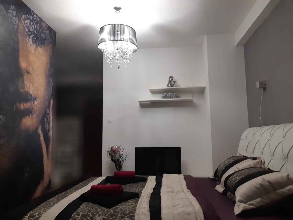 Velvet Lux Lägenhet Ni Exteriör bild