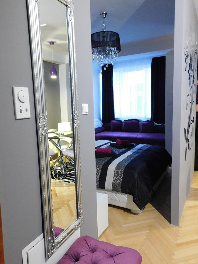 Velvet Lux Lägenhet Ni Exteriör bild
