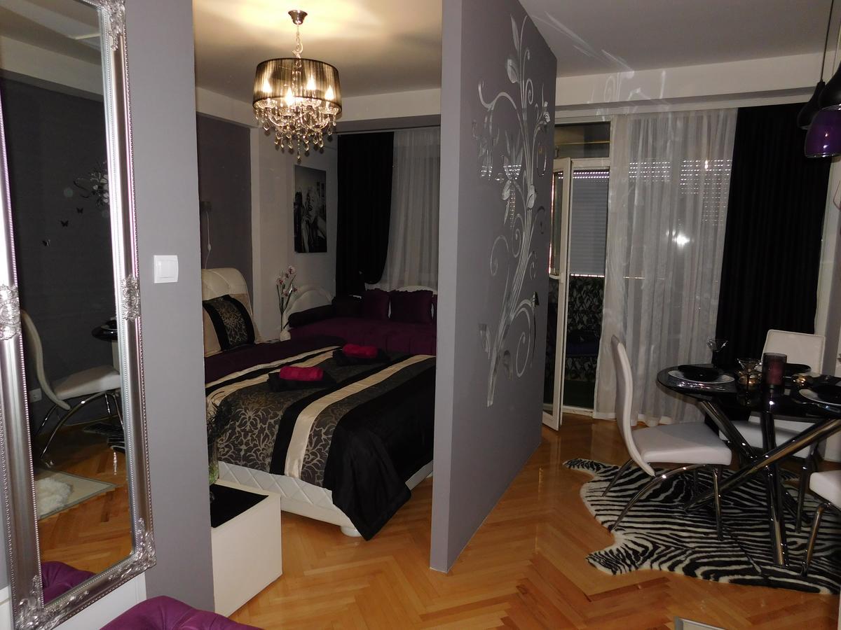 Velvet Lux Lägenhet Ni Exteriör bild